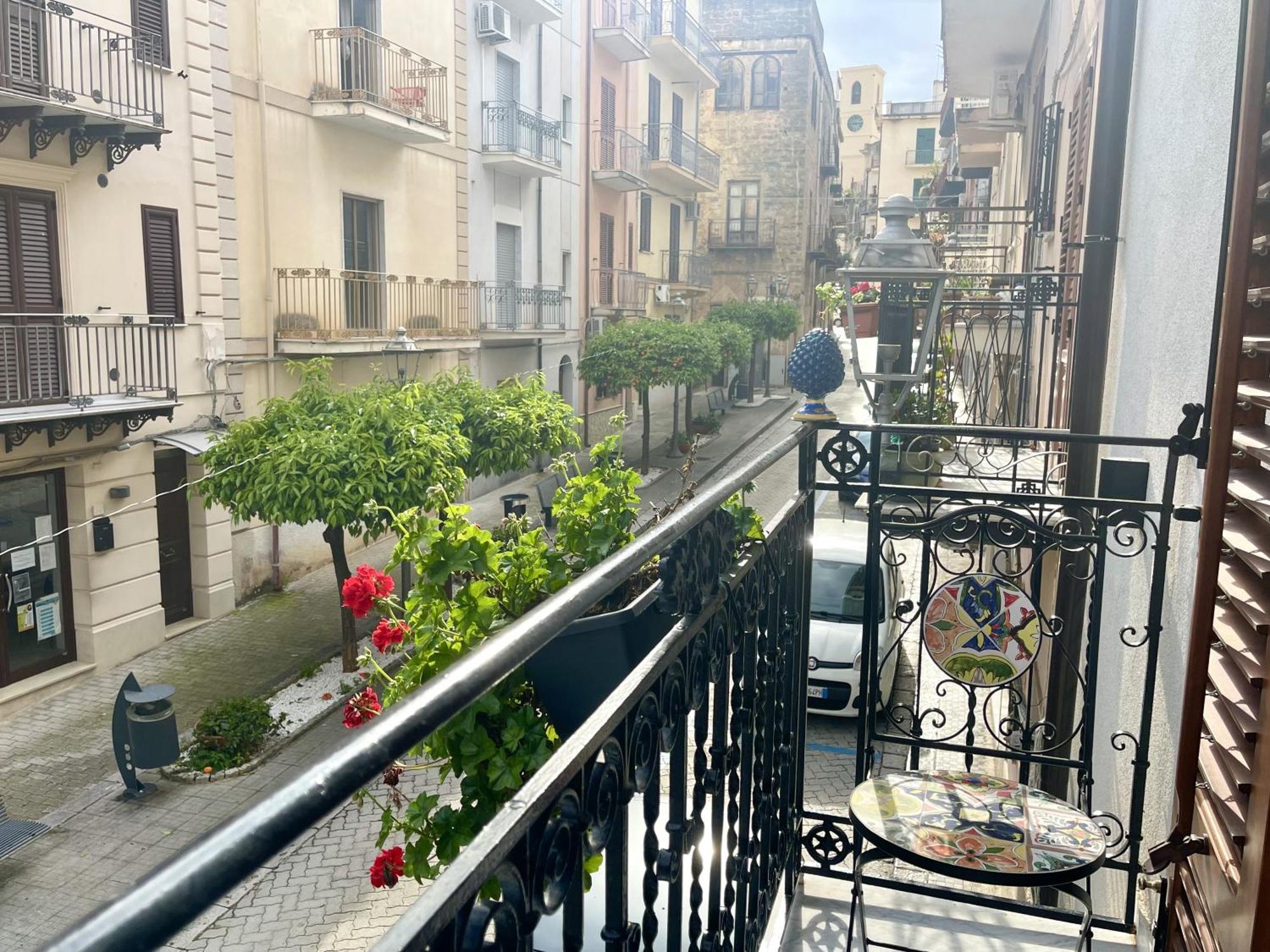 I Mori - Holiday Rooms Lascari Exterior photo